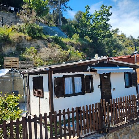 Bungalow Sixdays 3 Camporosso (Liguria) Exterior foto