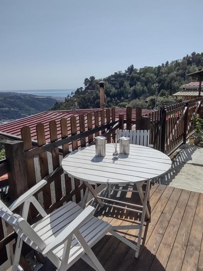 Bungalow Sixdays 3 Camporosso (Liguria) Exterior foto