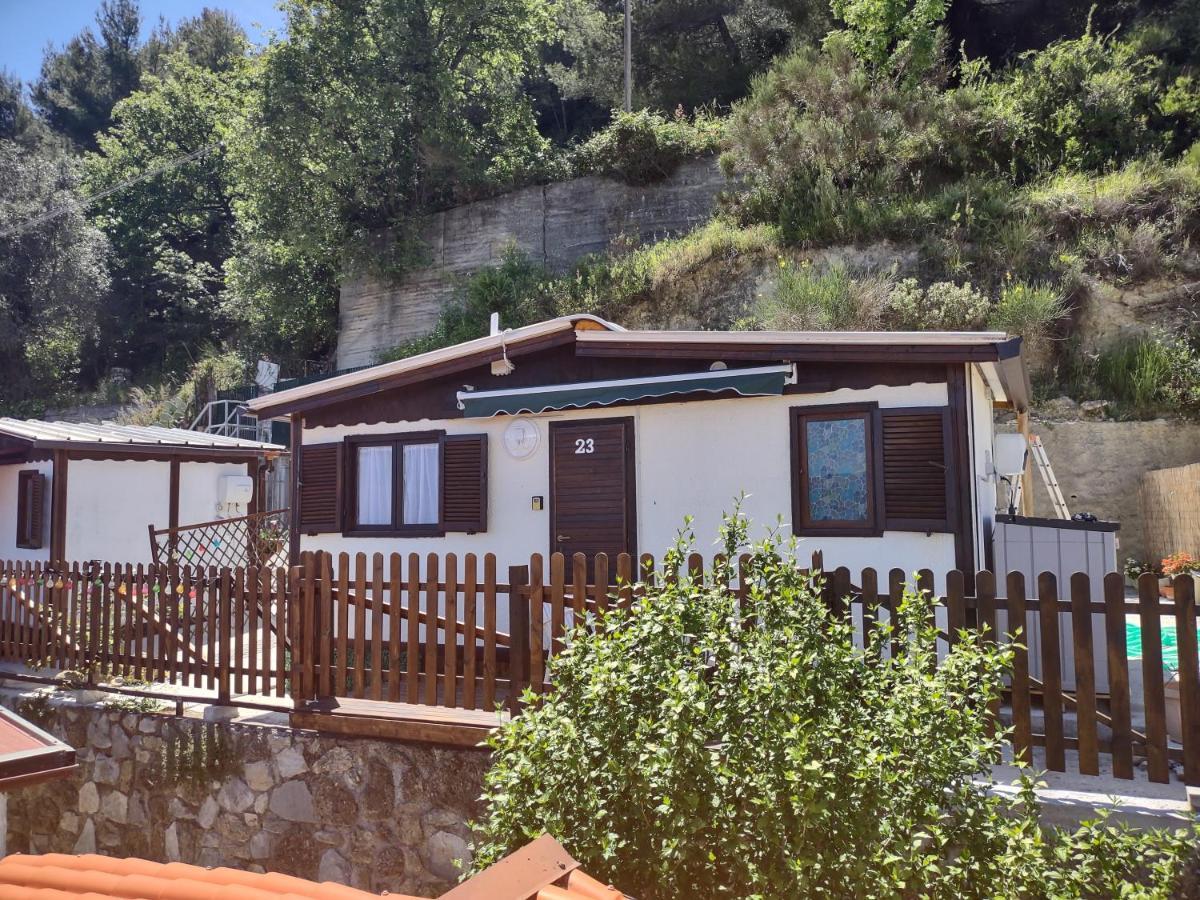 Bungalow Sixdays 3 Camporosso (Liguria) Exterior foto